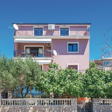 Διαμέρισμα Cozy In With Kitchen Novi Vinodolski