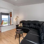 Stunning In Apartment *